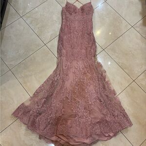 Mori Lee mermaid thin strap lace over satin glitter dusty rose size 8